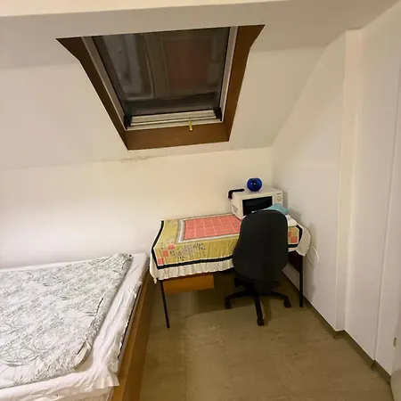 Private Floor Near Sana Klinik * Offenbach am Main