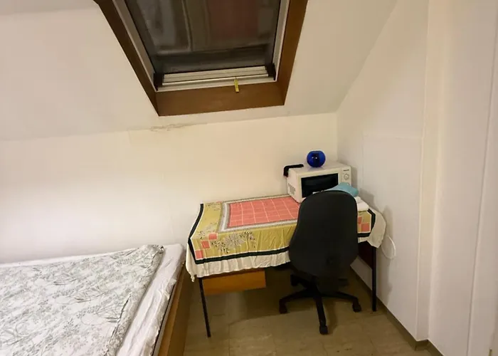 Private Floor Near Sana Klinik * Offenbach am Main